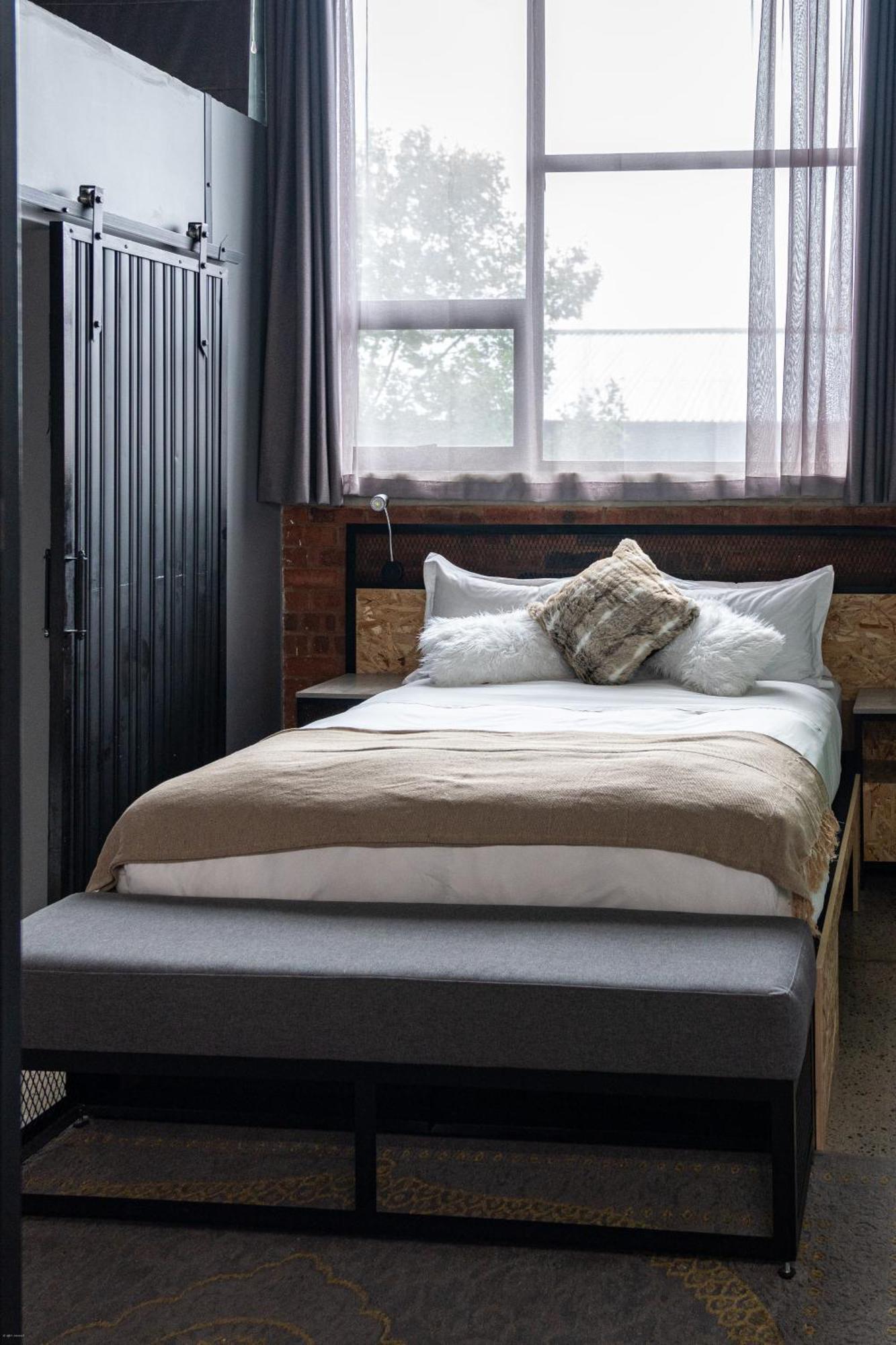 Lilian Lofts Hotel & Spa جوهانسبورغ المظهر الخارجي الصورة
